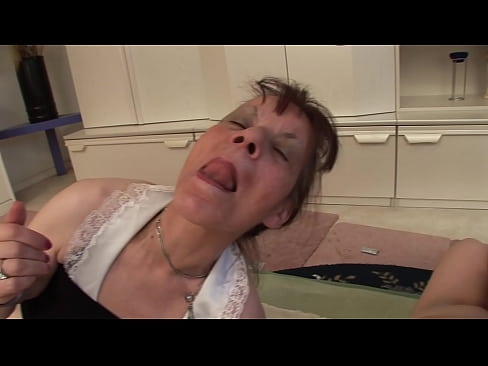 ❤️ Bi amona eta aitona batek hirukotea dute ️❌ Porno gurean eu.osagoassist.ru ☑