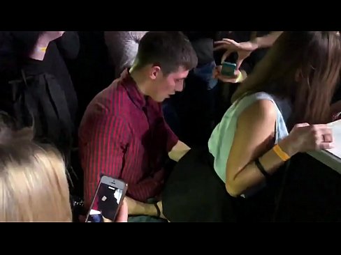 ❤️ Benetako sexua Errusiako diskoteka batean. 18 urteko neska errusiarra uzkian eta baginan izorratuta diskoteka batean ️❌ Porno gurean eu.osagoassist.ru ☑