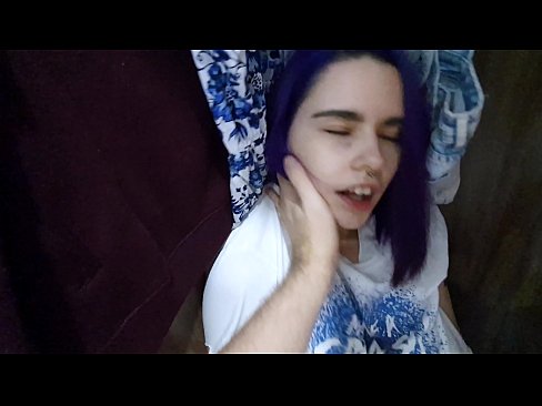 ❤️ Nire ahizpa armairuan aurkitu eta lagundu zion esperma ️❌ Porno gurean eu.osagoassist.ru ☑